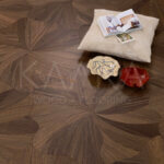Lily Noce - Walnut